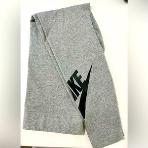 Nike Women’s leggings XL - black Nike print on leg